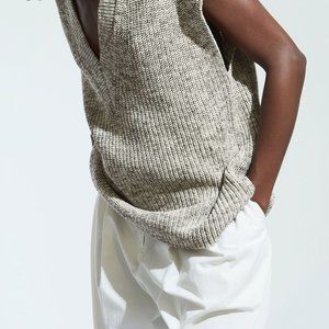 COS Knitted Vest in Light Grey, Size XS